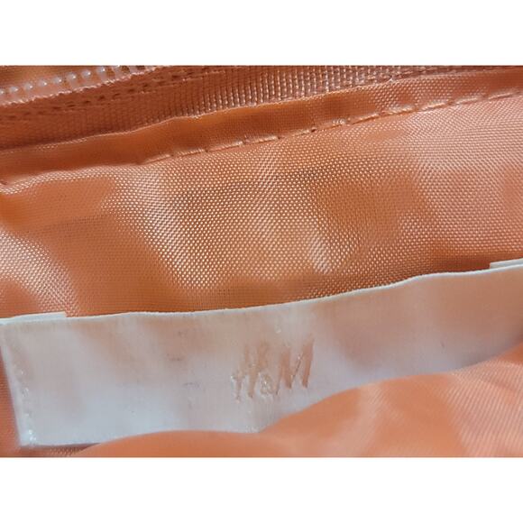 H & M Women's Orange Straw Woven Magnetic Clutch Zip Fold Over Purse 9" - Picture 8 of 8